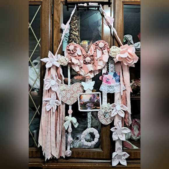 Handmade Pink Shabby Chic Floral Wall Hanging 41" Long 23" Wide - Picture 4 of 4